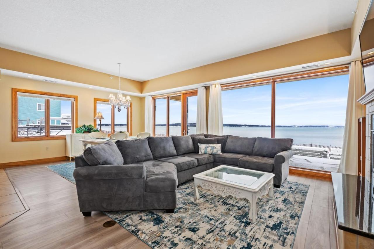 Sugar Beach Villa 1012 Luxury Waterfront Condo Traverse City Luaran gambar