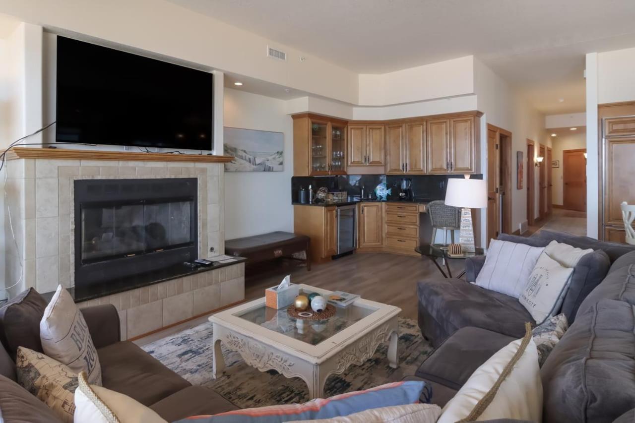 Sugar Beach Villa 1012 Luxury Waterfront Condo Traverse City Luaran gambar