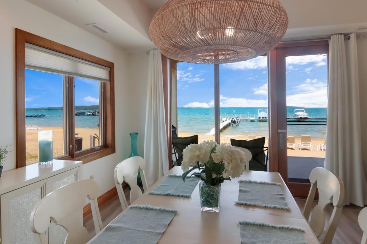 Sugar Beach Villa 1012 Luxury Waterfront Condo Traverse City Luaran gambar